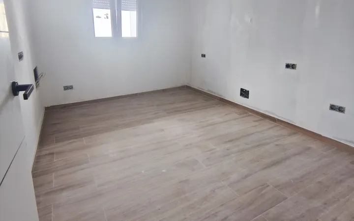 Casa en Benamocarra de estreno - Foto 1