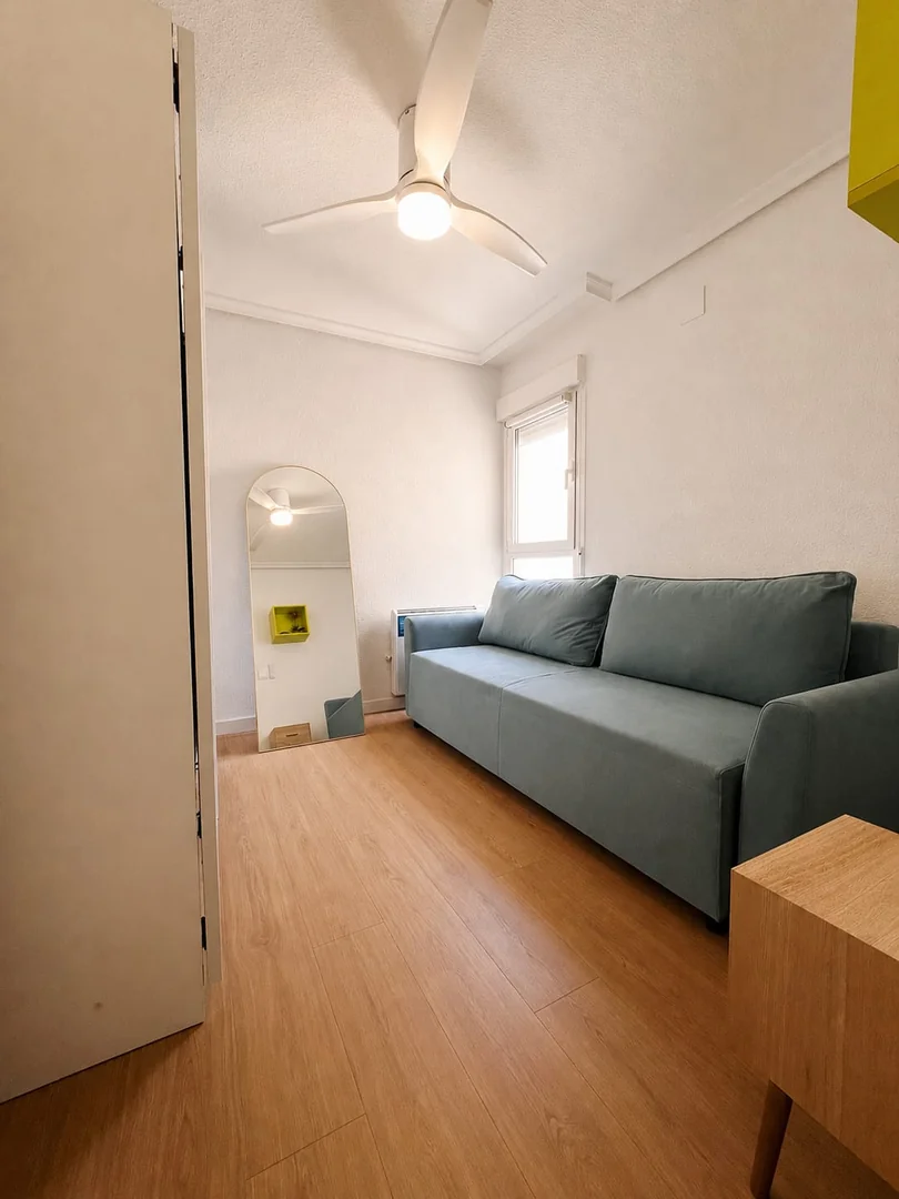 Amplio piso de 4 dormitorios completamente reformado en 2025-Centro Alicante  - Foto 19