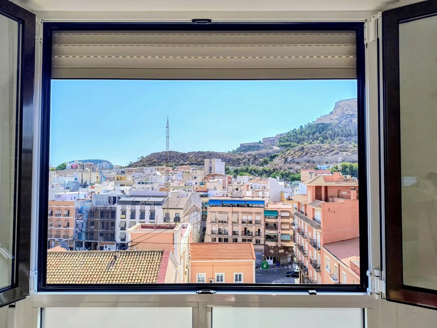 Amplio piso de 4 dormitorios completamente reformado en 2025-Centro Alicante  - Foto 3
