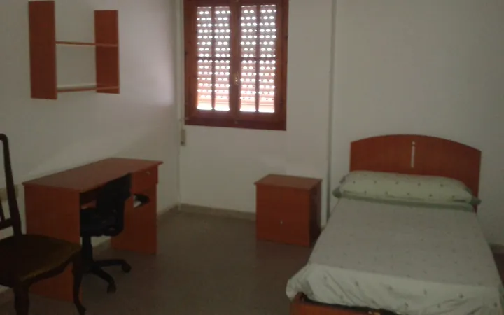 Compartir piso en Travesía de Constantino, centro en Mérida  - Foto 7