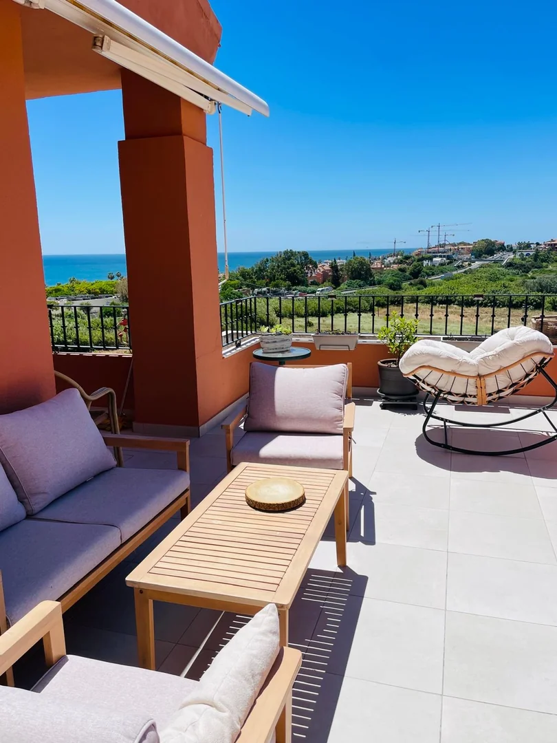 Flat, sale, 155m2 constructed, 90 m' useable, 2 bedrooms, 2 bathrooms, terrace and balcony, parking space included in the price, second hand/good condition, fitted wardrobes, orientation south, east, west, built in 2005, central heating.   - Foto 7