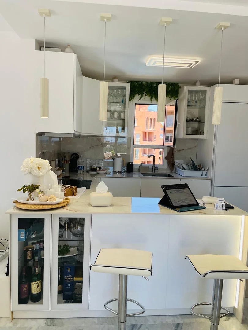 Flat, sale, 155m2 constructed, 90 m' useable, 2 bedrooms, 2 bathrooms, terrace and balcony, parking space included in the price, second hand/good condition, fitted wardrobes, orientation south, east, west, built in 2005, central heating.   - Foto 6
