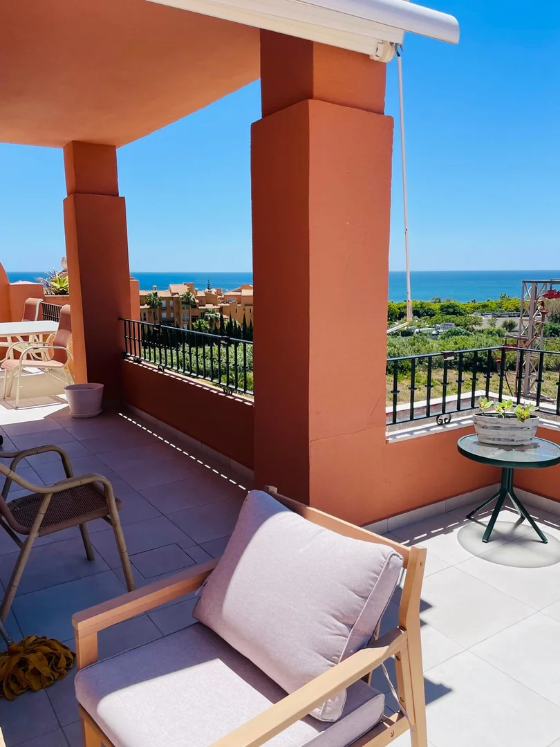 Flat, sale, 155m2 constructed, 90 m' useable, 2 bedrooms, 2 bathrooms, terrace and balcony, parking space included in the price, second hand/good condition, fitted wardrobes, orientation south, east, west, built in 2005, central heating.   - Foto 9