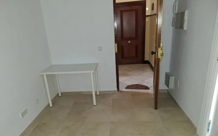 Piso muy luminoso y tranquilo - Foto 7