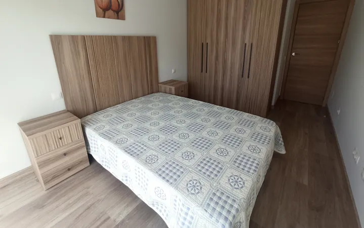 Apartamento con jardín y garaje - Foto 7