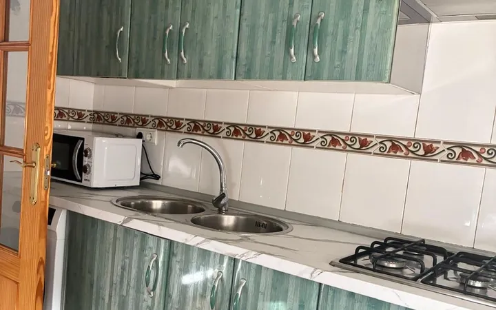 Alquiler Piso de Un Dormitorio Churriana de la Vega - Foto 10