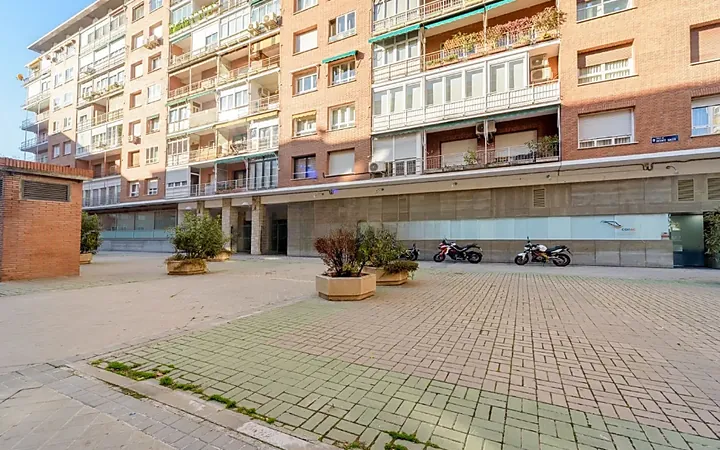 VIVIENDA 4º PISO EXTERIOR 160 M2 CON 2 GARAJES - Foto 1
