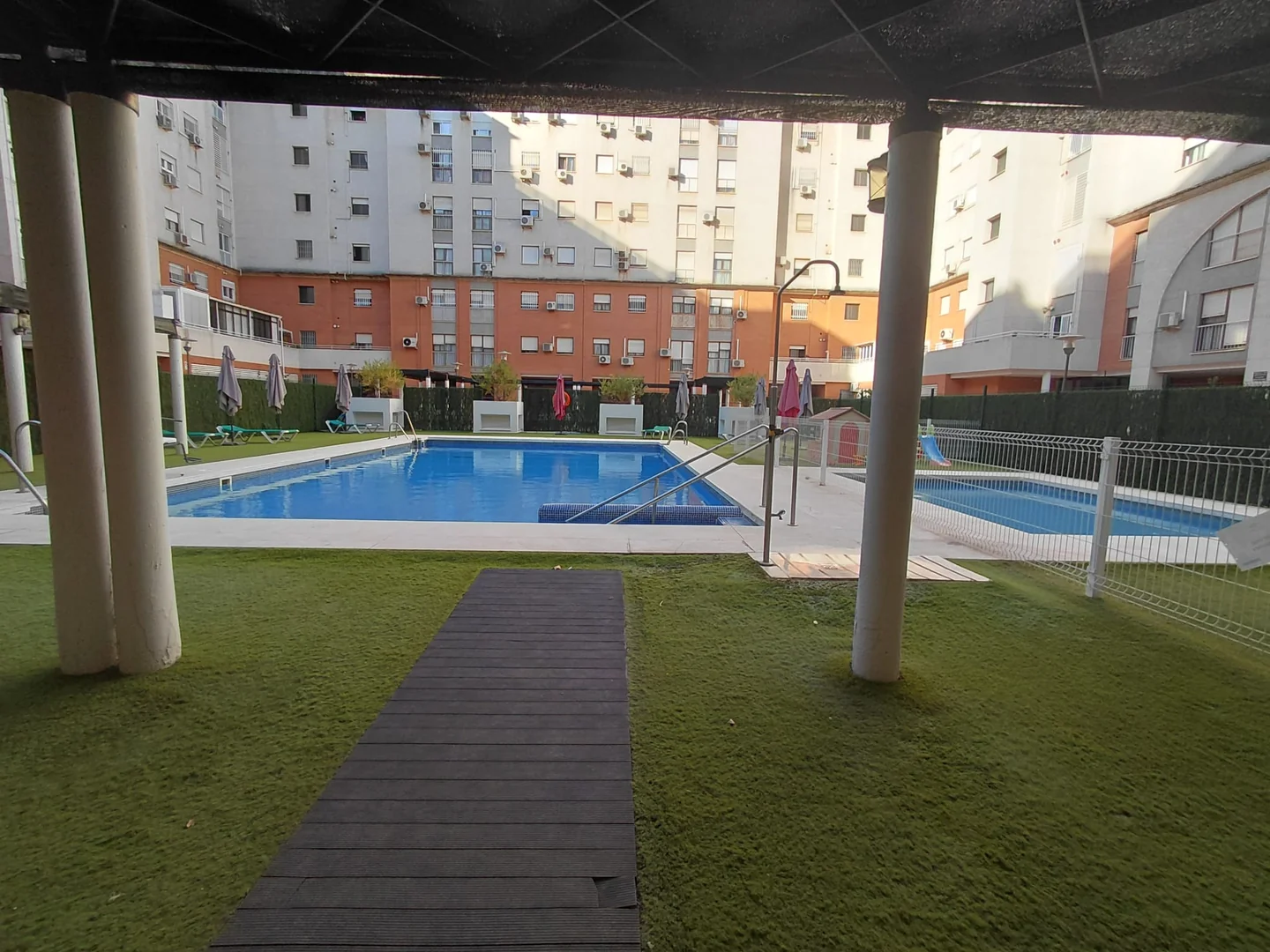 Piso en Sevilla Este - Foto 2