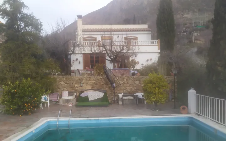 Parcela de 1200 M2, Casa de 140m2. - Foto 2