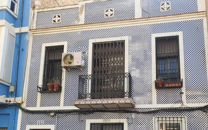 Dos pisos en el cabañal cerca del mar. - Foto 1