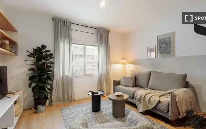 Piso en  Barcelona Capital - Foto 1