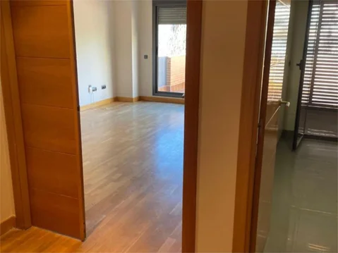 Piso en  Calle de Portomarín 11 - Foto 4