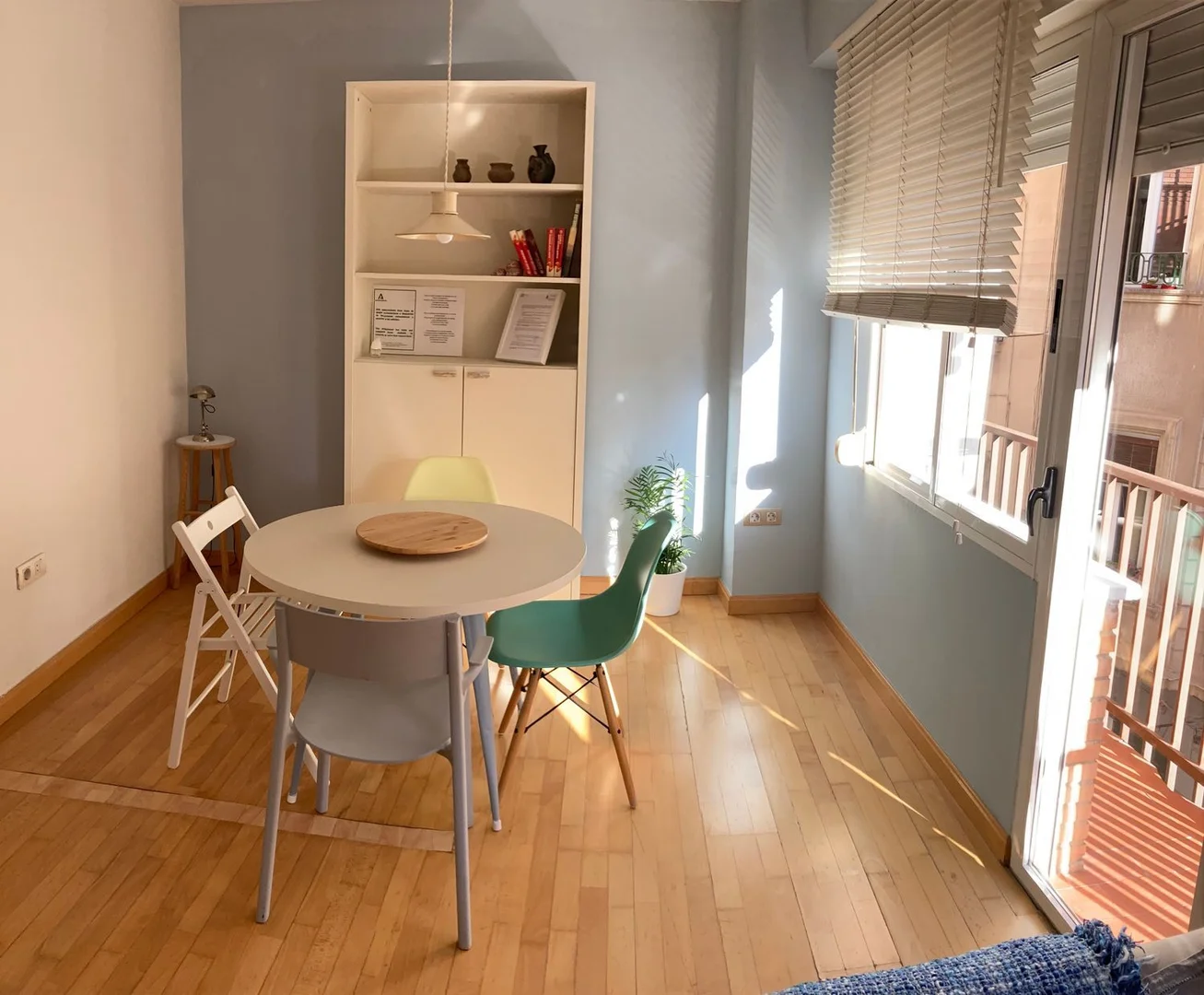 Piso en calle Enriqueta Lozano, 24 - Foto 1