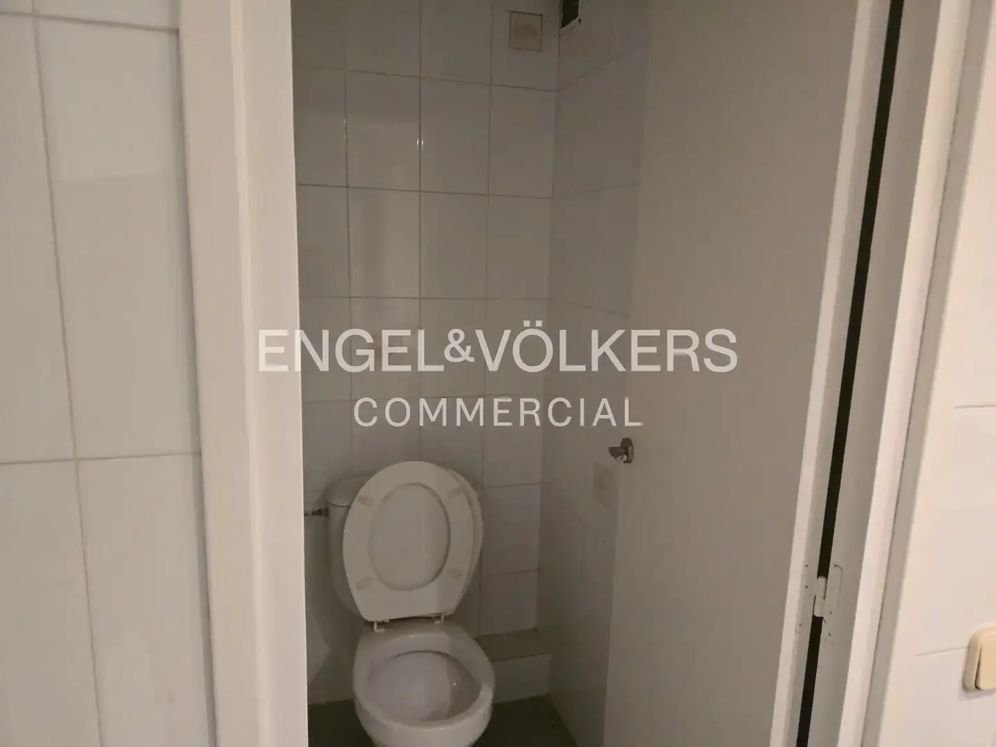 Local comercial en  Barcelona Capital - Foto 10