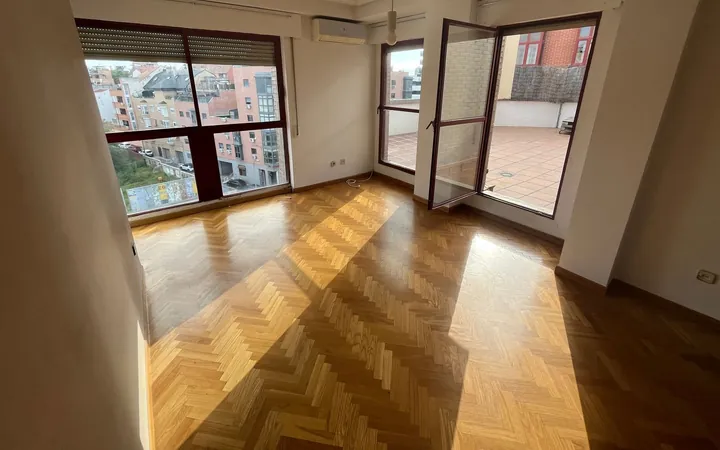 Piso en Calle de Robledo, 2, Valdeacederas - Foto 1