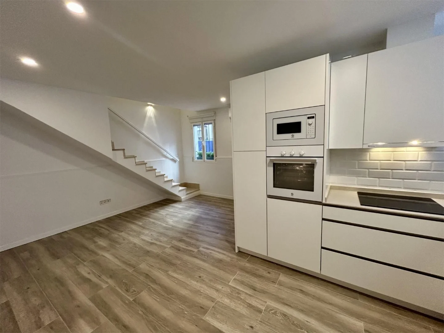 Dúplex en  Calle de Hernani 10 - Foto 17