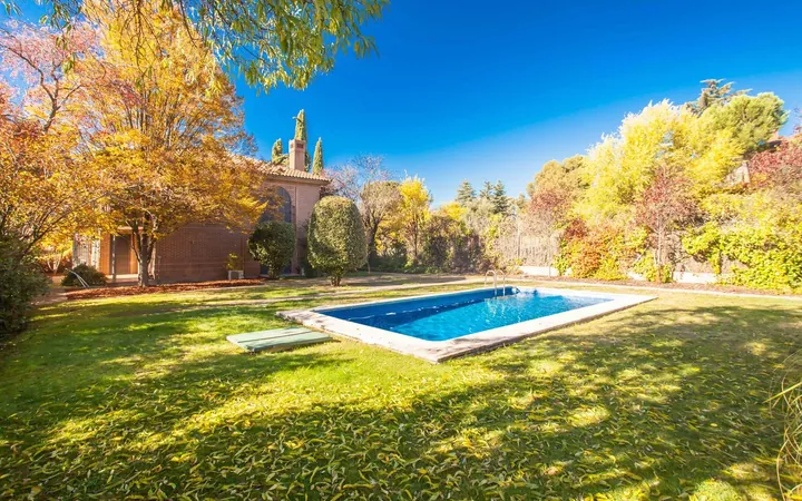 Casa o chalet independiente en Calle de Anita Vindel, Aravaca - Foto 6