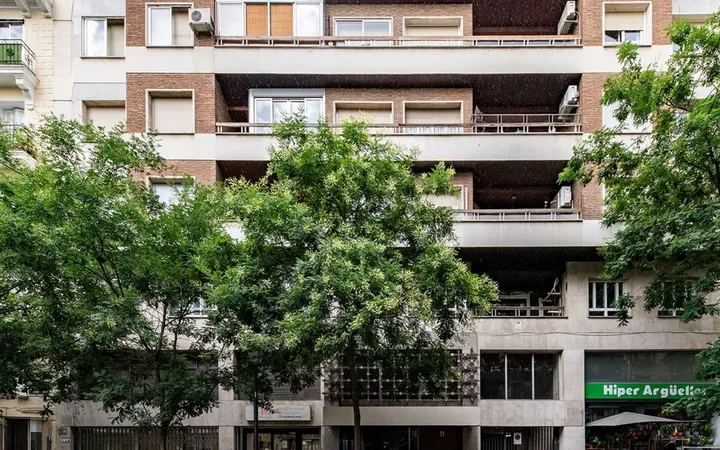 Piso en Calle de Guzmán el Bueno, 11, Gaztambide - Foto 1