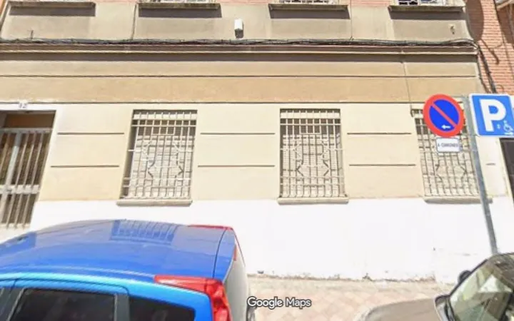 Edificio de uso mixto en Calle de Antonio Salvador, Almendrales - Foto 1