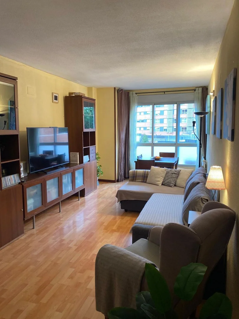 Piso en calle del Pintor Antonio Saura, 5 - Foto 2