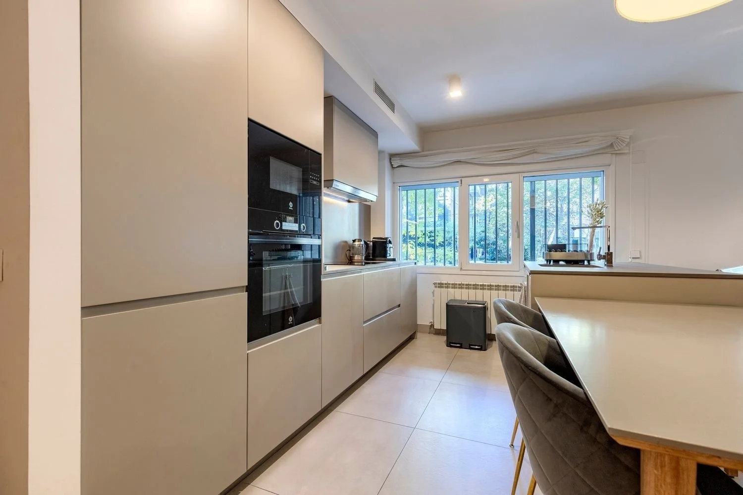 Piso en paseo de La Habana, 40