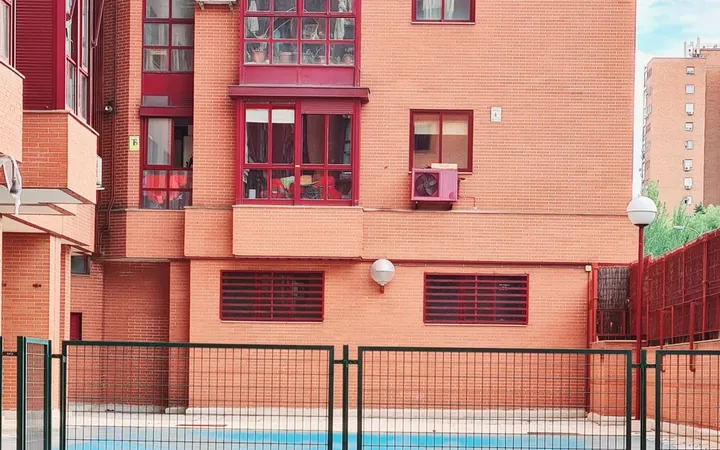 Piso en Calle del Alerce, 17 -23 - Foto 2