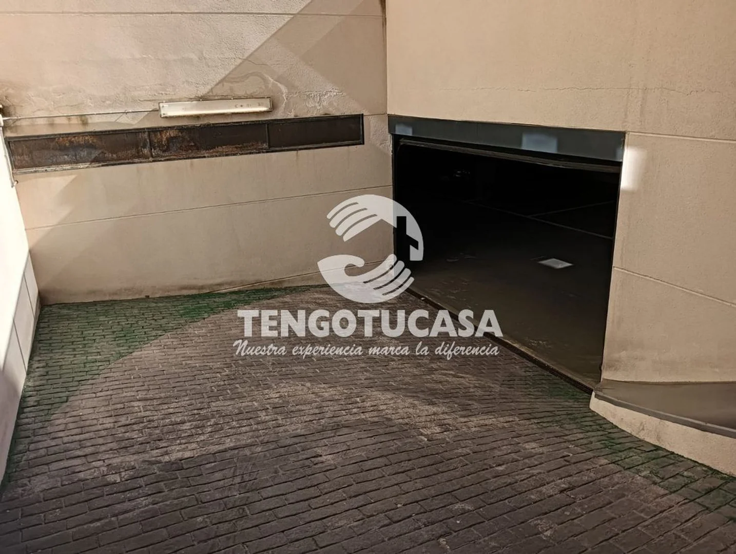 Piso en Calle de Ulises - Foto 33