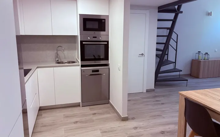 Piso en Sants - Foto 4