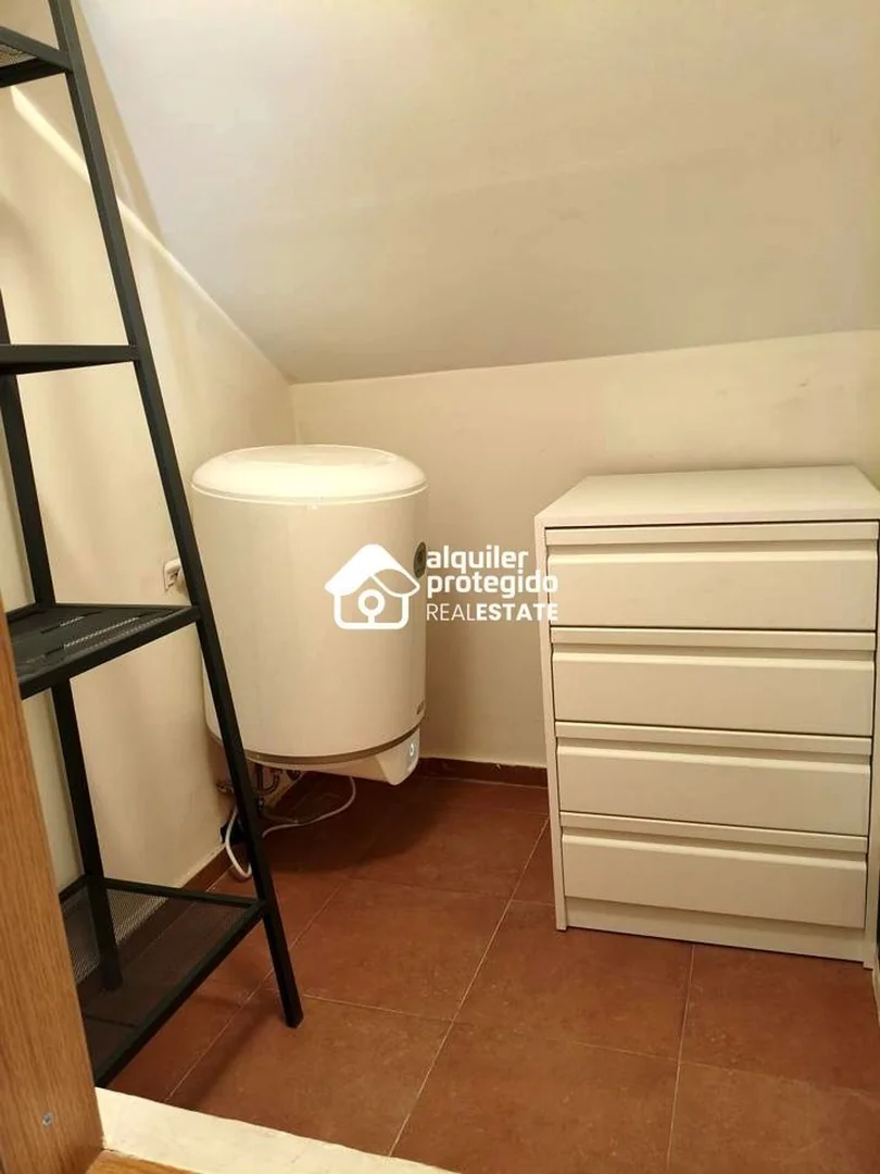 Estudio en Calle del Pico Cejo, Numancia - Foto 8