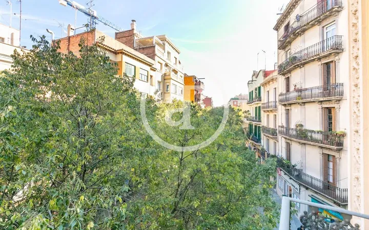 Piso en Calle Bassols, El Camp de l'Arpa del Clot - Foto 8
