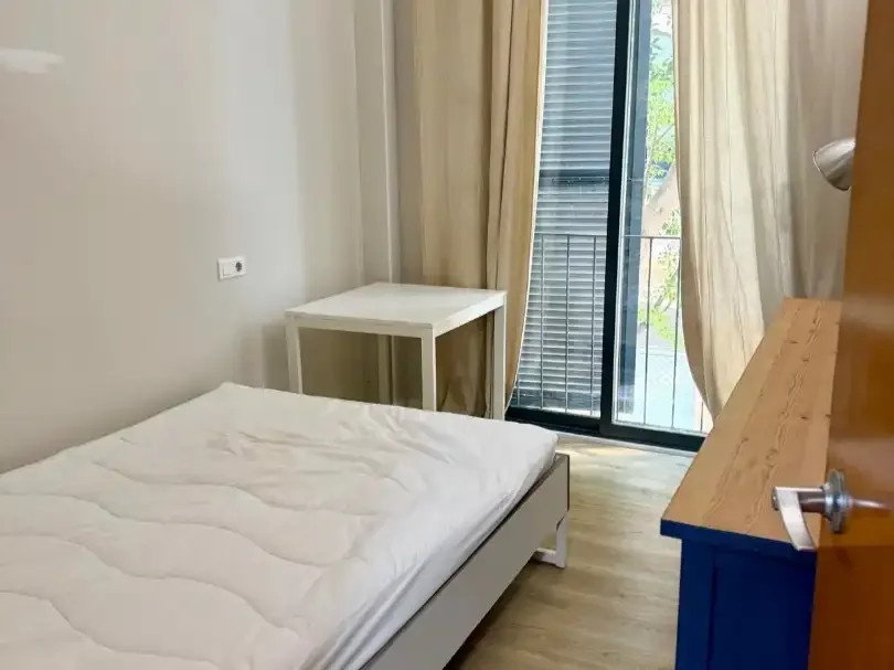 Piso en  Carrer de la Reina Amàlia 44 - Foto 10
