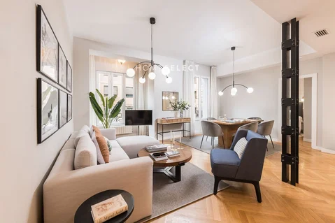 Piso en calle de Rafael Calvo - Foto 2