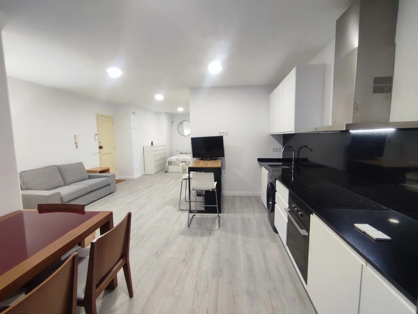 Estudio en calle d'Alexandre de Torrelles, 12