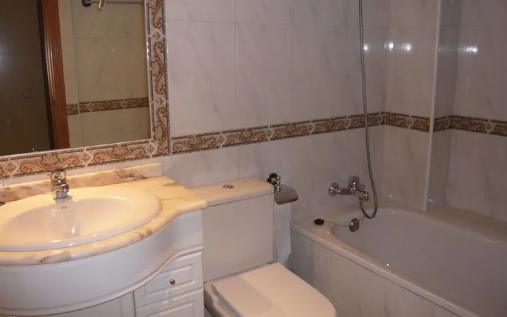 Piso en Valdezarza - Foto 14