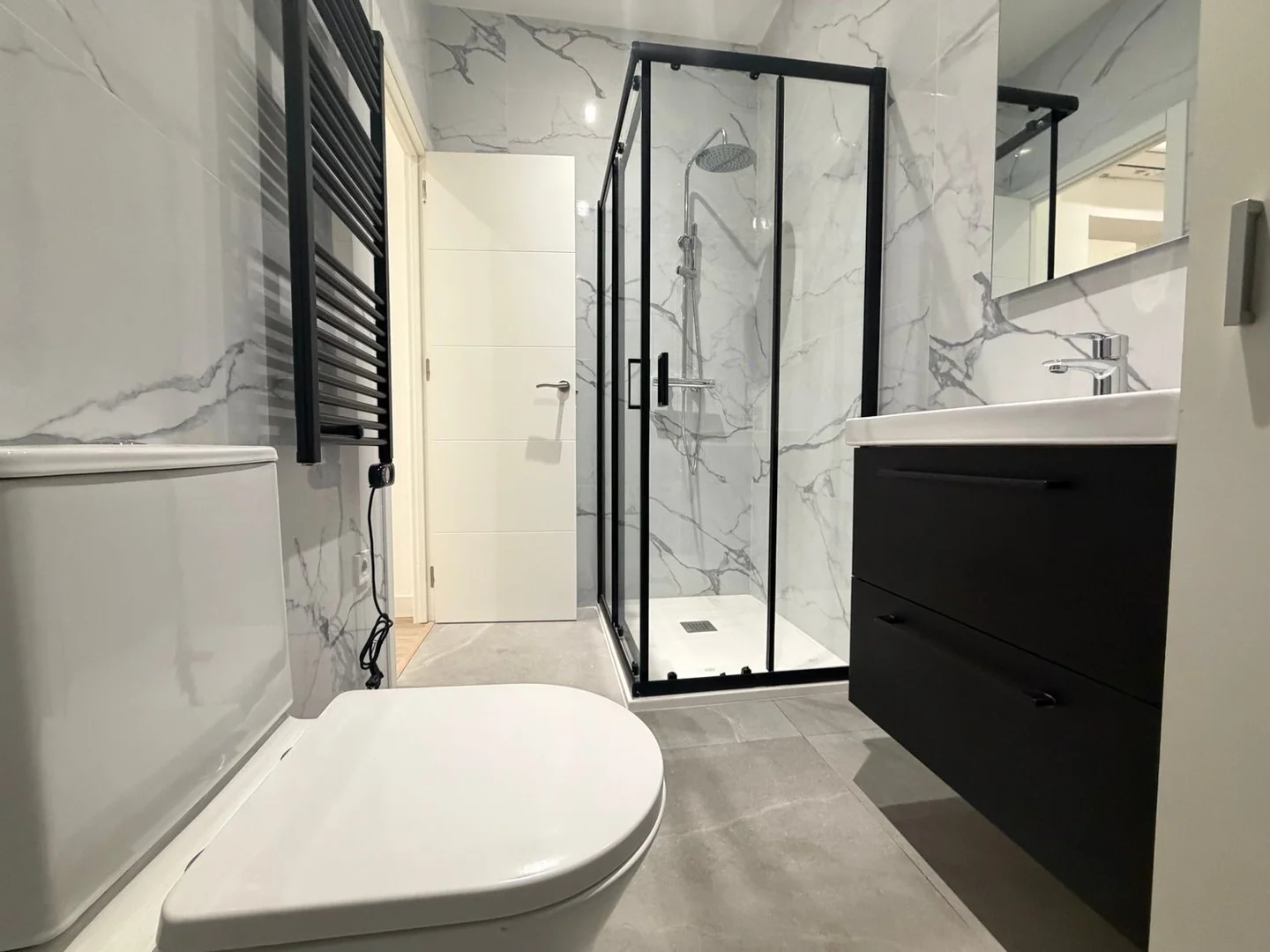 Piso en calle del General Lacy, 18 - Foto 1