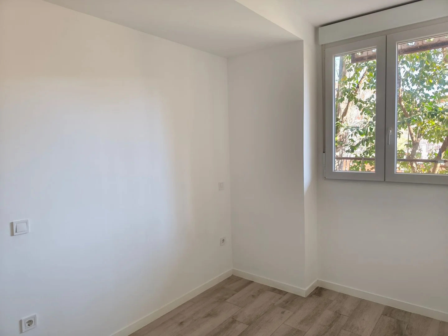 Estudio en calle del Parque Eugenia de Montijo, 6 - Foto 4