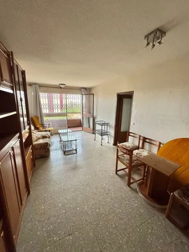 Piso en Numancia - Foto 1