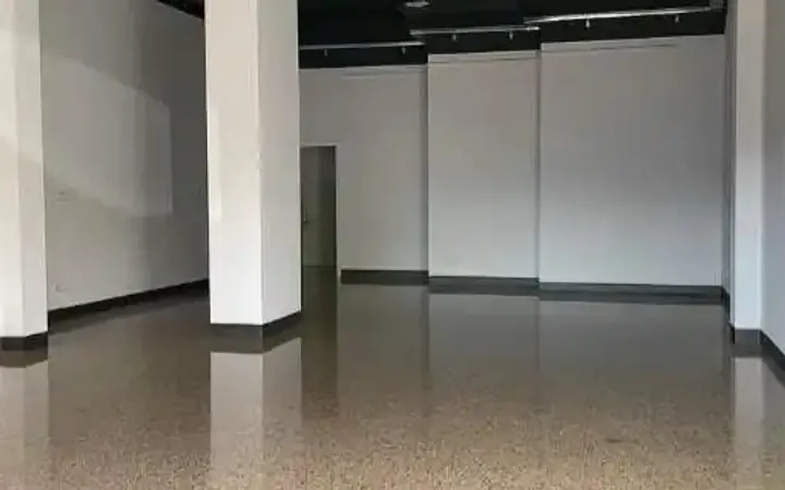 Local comercial en  Carrer del Concili de Trento - Foto 5