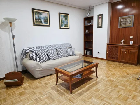 Piso en  Calle de Miami 8 - Foto 2