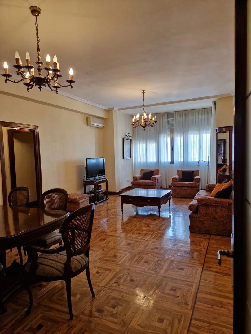 Piso en paseo de San Francisco de Sales, 12 - Foto 3