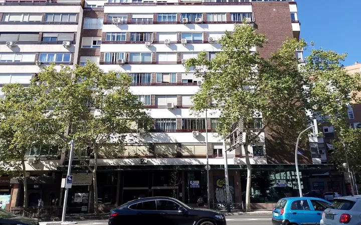 Piso en  Calle de Francisco Silvela 27 - Foto 1