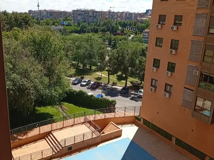 Piso en  Calle de Rafael Bergamín 6 - Foto 6
