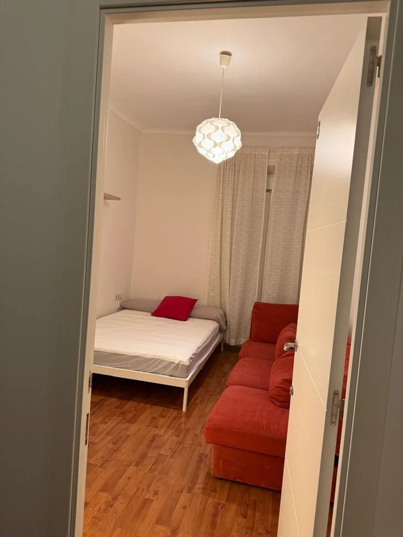 Chalet adosado en calle Cristo de la Guía, 24 - Foto 2