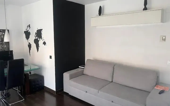 Piso en  Calle de María Sevilla Diago 36 - Foto 1
