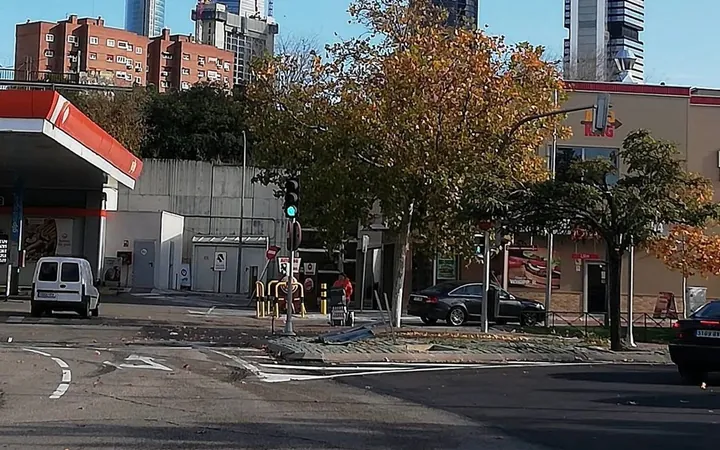 Piso en Paseo de la Dirección, 88, Valdeacederas - Foto 1