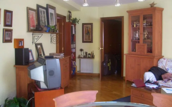 Piso en Calle de Viridiana, 13, Palomeras Bajas - Foto 2