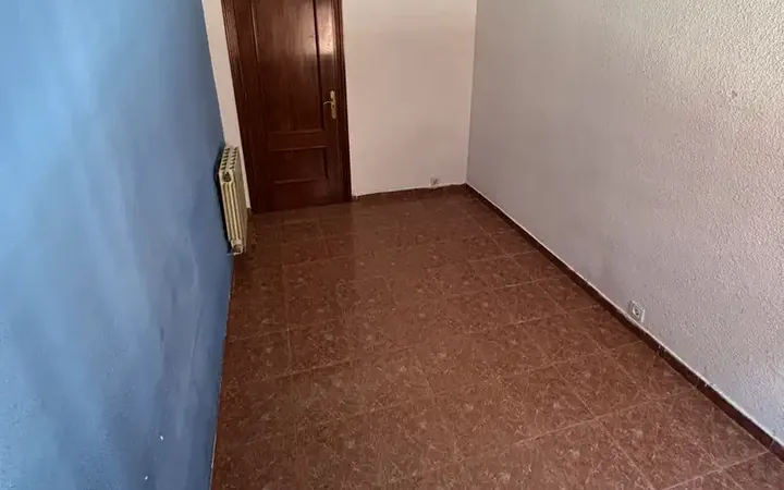 Piso en  Calle de la Isla de Sumatra 29 - Foto 3