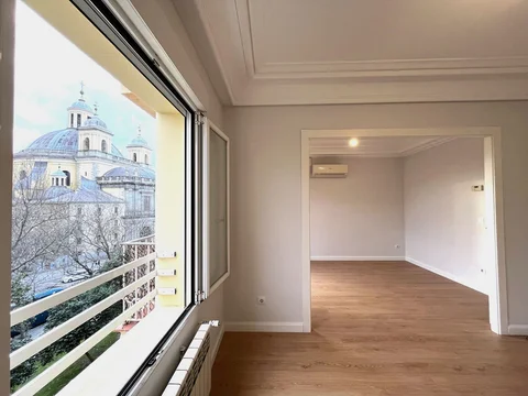 Piso en calle de Calatrava, 36 - Foto 2