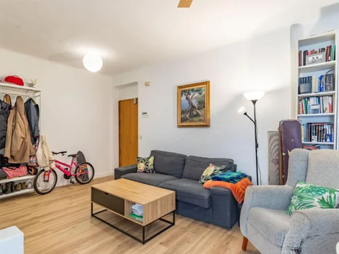 Piso en  Calle de Alonso Carbonell 6 - Foto 2