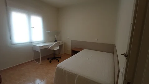 Piso en Valdeacederas - Foto 1